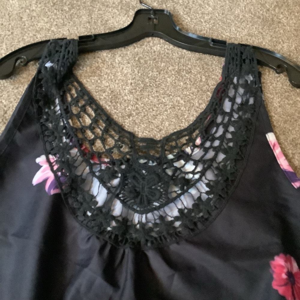 Tank top - Picture 4 of 4